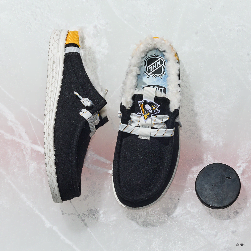 NHL® Pittsburgh Penguins® Wally Slip - Black/Yellow