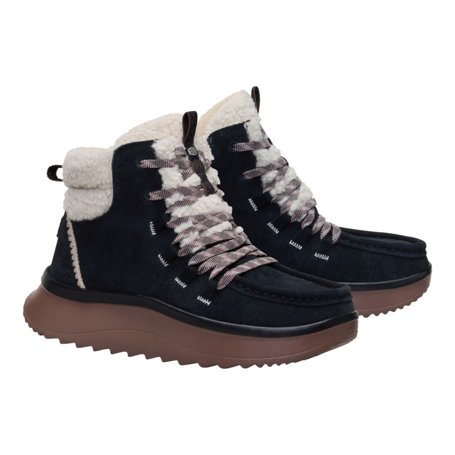 Wendy Peak Apres Suede Cozy Stitch - Black/Tan