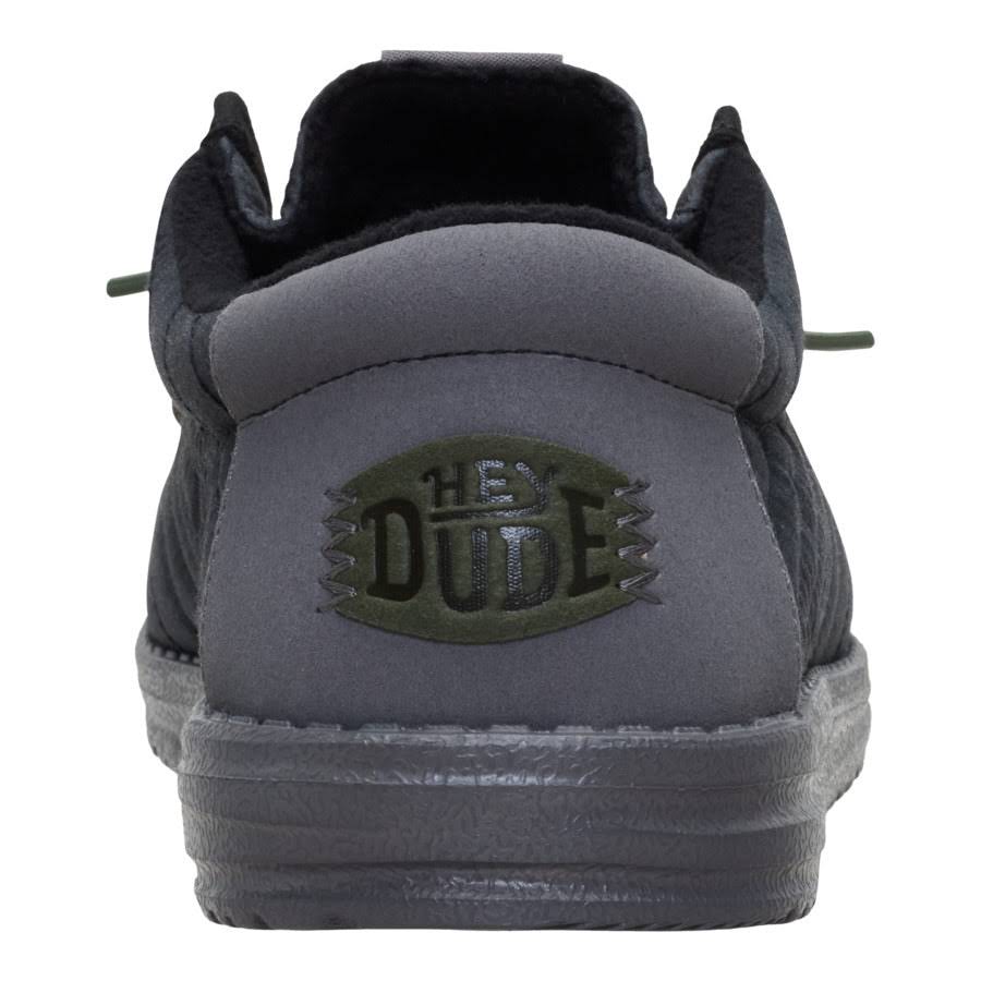 Wally Washed Quilt - Black/Grey